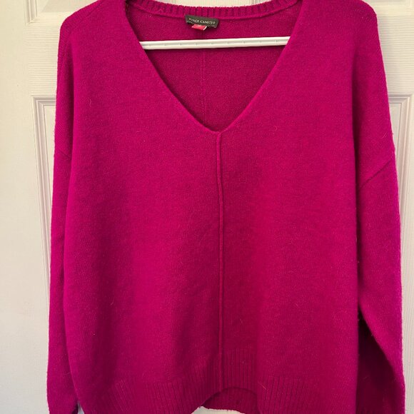 Vince Camuto Fushia V neck sweater - Picture 1 of 6
